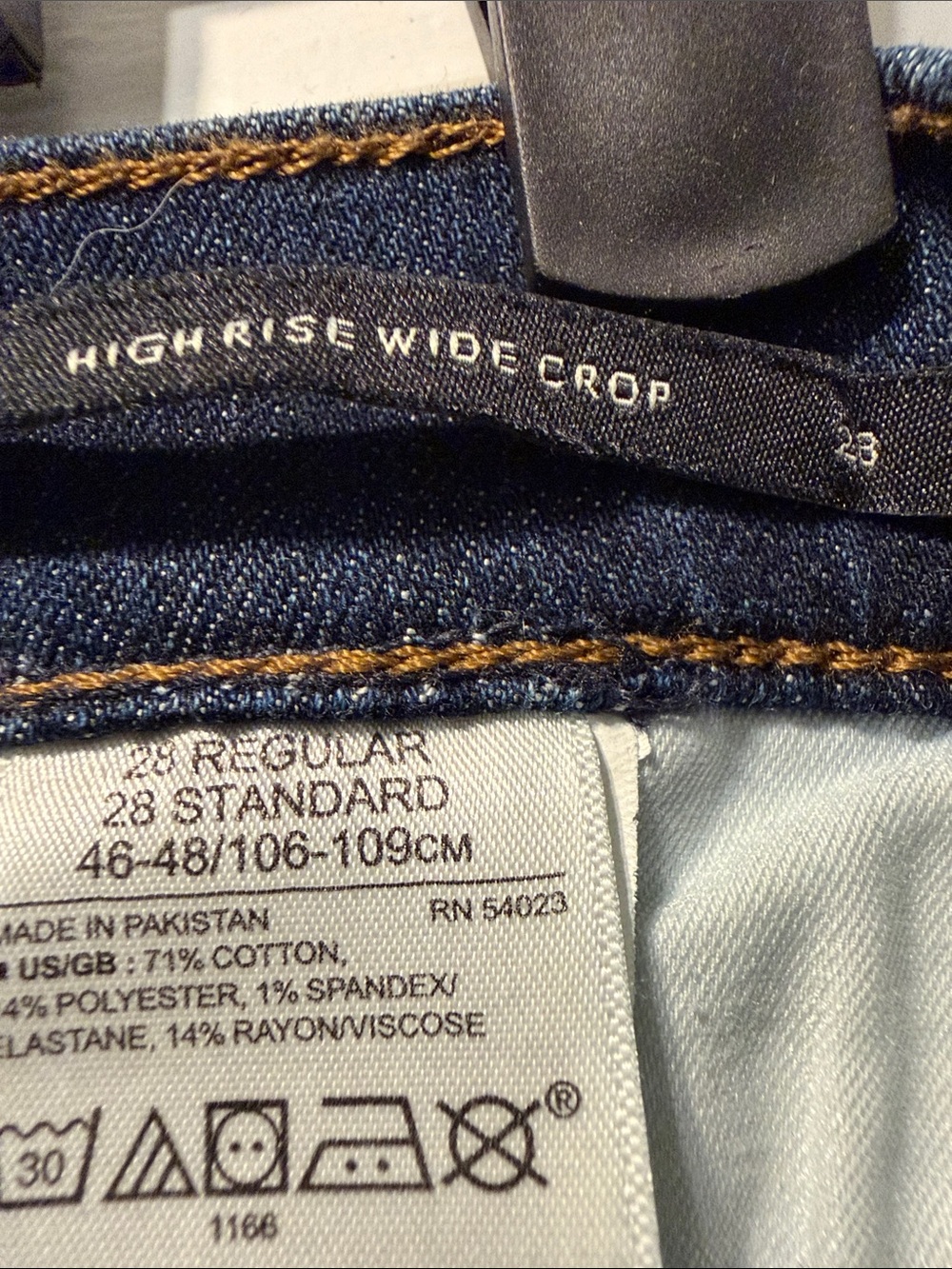 Banana Republic Women's Relaxed Wide-Leg Jeans in Dark Indigo - Picture 3 of 6